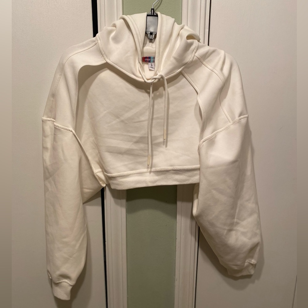Urban Outfitters White semi cropped sweatshirt shrug w hood Sz L